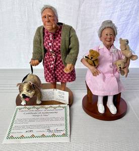 lot 21 image: Nanas Family Marge & Max #197008 and Vivian the Volunteer Dolls by Richard Simmons