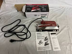 Roberts Deluxe Heat Bond Steaming Iron