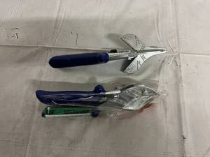 2 Multi-Use Trim Sheers