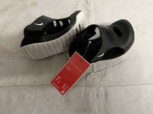 Nike Sunray Protect 3 Black and White Shoes - Size 7C