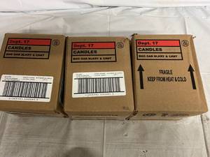 3 Blackberry and Currant Scented Candles SAR 9 - 167