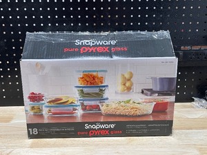 18 Piece Snapware Pure Pyrex Glass