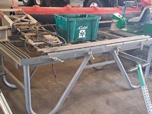 lot 16 image: Game Time Inc Cut-A-Letter Letter Cutting Machine