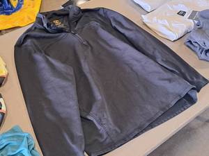 lot 103 image: Size Large Timberland logo Pullover Long Sleeve Shirt 12 Zip
