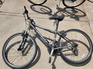 lot 413 image: Specialized Hard Rock CrMo 4130 Aluminum 24 Trail Bicycle 15 Black Frame