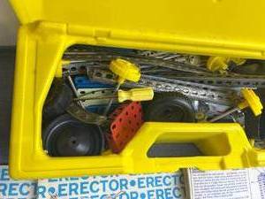 lot 25 image: Vintage Erector Building Toy with Instructions