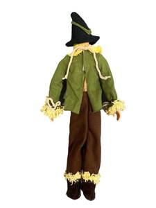 lot 42 image: Barbie Wizard of Oz Scarecrow Ken Doll