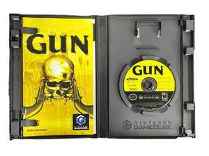 lot 89 image: Nintendo GameCube GUN Video Game in Nice Condition