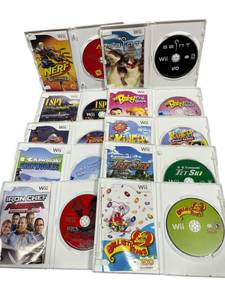lot 106 image: Lot of 10 Nintendo Wii Video Games