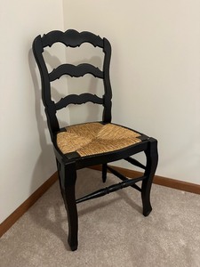 lot 4 image: Dark WoodWicker Chair