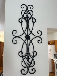 lot 92 image: Metal Wall Decor 2pcs 36x16