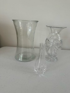 lot 57 image: Vintage Vases 3pcs