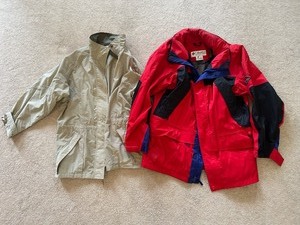 lot 121 image: Columbia Sportswear Mens Size M Coat and Columbia Sportwear Womens Size M Coat