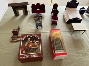 lot 179 image: Vintage Antique Miniature Doll House Furniture Lot