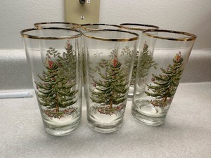 lot 226 image: Holiday Glassware 6pcs