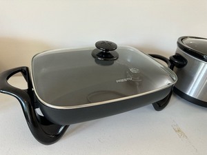 lot 233 image: Presto Skillet Crock Pot and Mr Coffee Coffee Maker