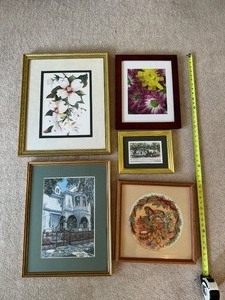 lot 131 image: Lot of Various Framed Floral and Holiday Art