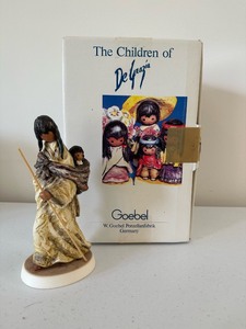 lot 181 image: RARE Vintage Limited Edition DeGrazia Goebel Figurine in Original Packaging Apache Mother