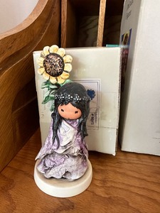 lot 190 image: RARE Vintage Limited Edition DeGrazia Goebel Figurine in Original Packaging Sunflower Valued at $200
