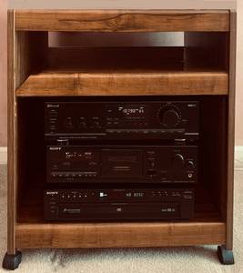 lot 61 image: Stereo Components and Rolling Stand from Sherwood and Sony