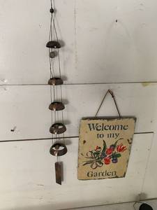 lot 24 image: Five Windchimes