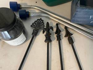 lot 30 image: Garden and Lawn Supplies