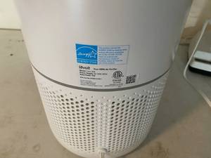 lot 47 image: Air Purifiers and Fan