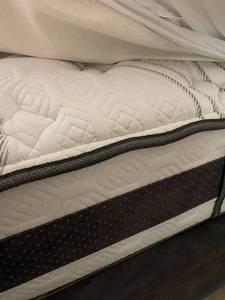 lot 159 image: Queen Bed with Frame and Bedding