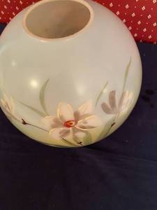 lot 130 image: Meteor Lamp Company Vintage Lamp