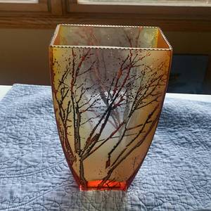 lot 147 image: Artisan Glass Vase and Ceramic Trinket Dish
