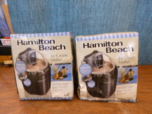 lot 14 image: 2 Hamilton Beach Electric Ice Creams Makers