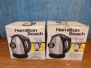 lot 15 image: 2 Hamilton Beach Electric Kettles