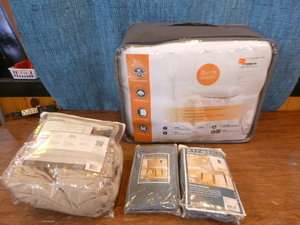 lot 30 image: Furniture Covers