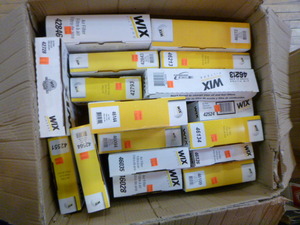 lot 40 image: Wix Air Filters