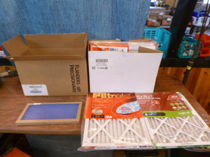 lot 43 image: Furnace Filters