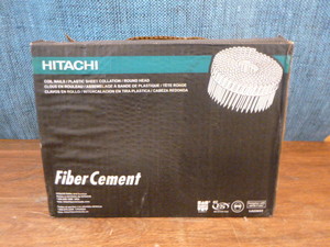 lot 63 image: Box of Hitachi Coil Nails