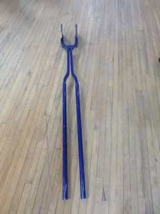 lot 102 image: Post Hole Digger and Drain Spade