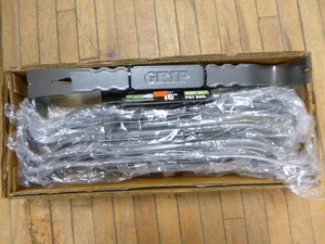 lot 159 image: 12 Grip Pry Bars