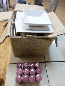 lot 206 image: Dinner Items