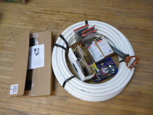 lot 274 image: Garage Items