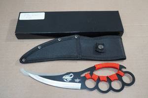 lot 14 image: Red Scorpion Ninja Cobra Knife