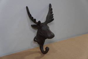 lot 46 image: Cast Iron Moose Head Coat Rack Hook