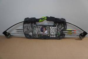 lot 58 image: Banshee Junior Archery Set