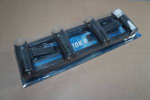 lot 62 image: Clam Four Position Rod Holder