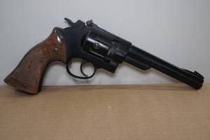 lot 76 image: Crossman Model 38T Pellet Gun