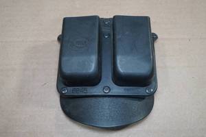 lot 101 image: Fobus Double Mag Paddle Pouch