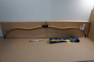 lot 110 image: Damaged AF Archery Recurve Bow