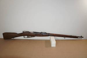 lot 1U image: 1928 Russian Mosin-Nagant M9130 7.62 x 54R Bolt Action Rifle