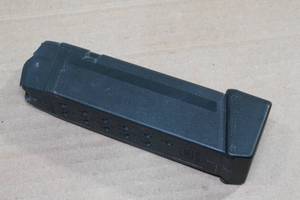 lot 2T image: Glock .45 ACP Magazine - 13 Round