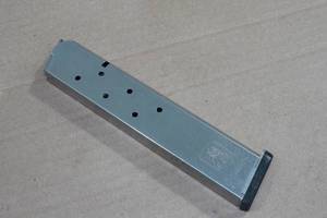 lot 2M image: Pachmayr Metal Magazine for .45 Auto 1911 Style Pistol